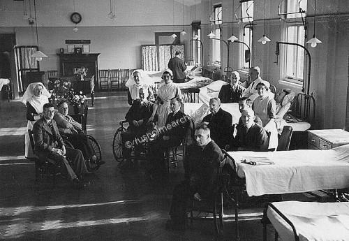 Patients in Grangethorpe ward