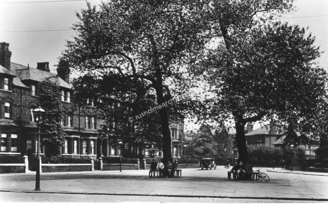 Richmond Grove, top of High Street.