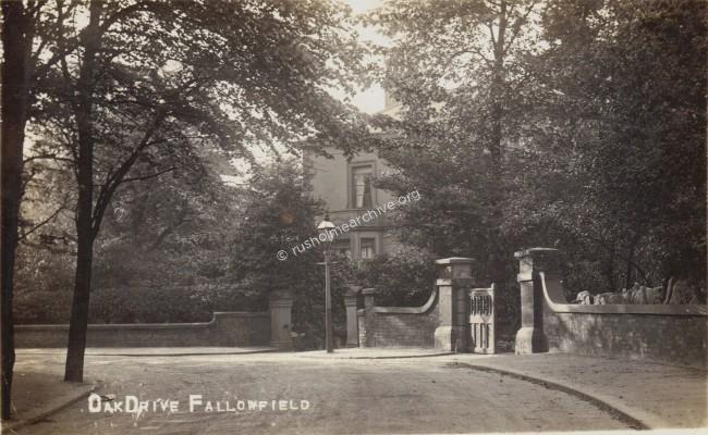 Bank House, Oak Drive