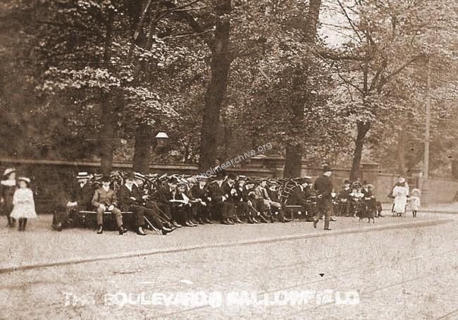 Boulevard, entrance to 'Oakley' to the right
