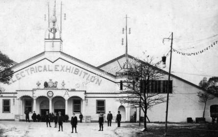 1908 entrance