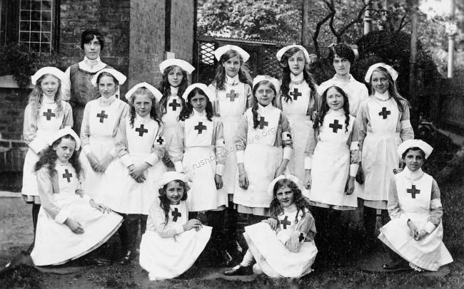 1916 St James School pupils