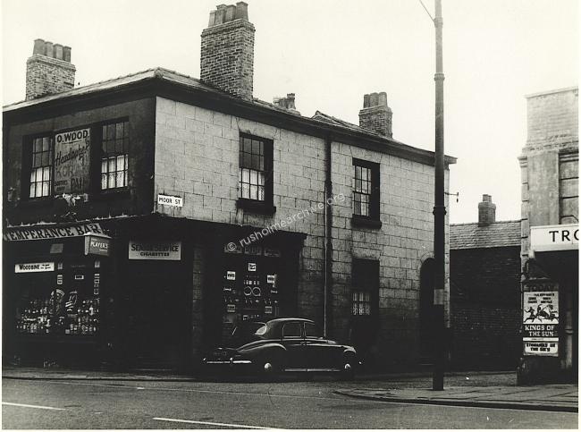 Moor St adjoining the Trocadero cinema