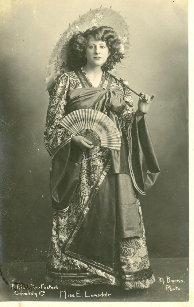 Miss E Lancaster 1905photo alternative text...