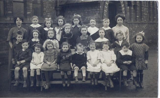 Heald Place School 1920..