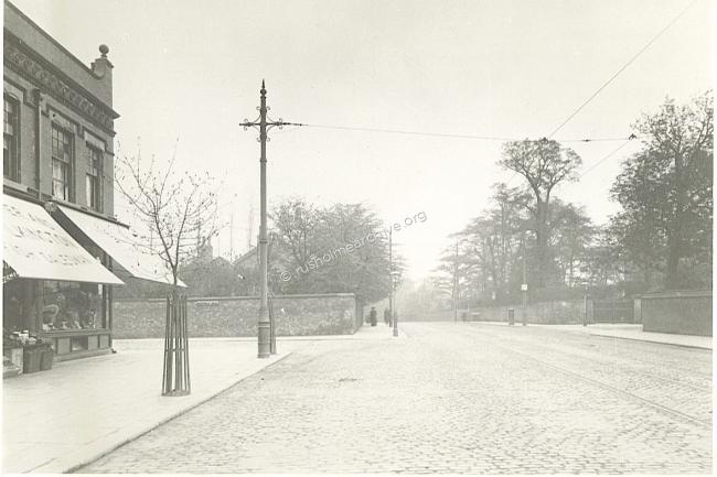 Looking north, Mabfield Rd on left
