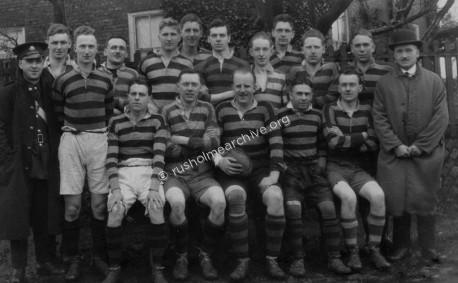 1920's Rusholme Rugby team?